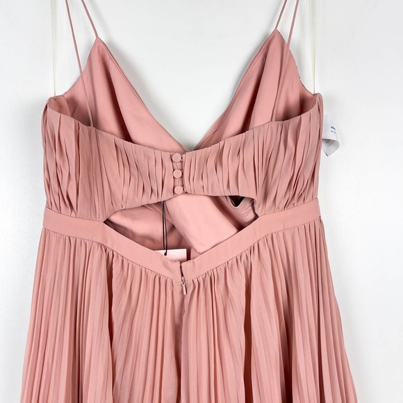 NWT Fame and Partners (16) Pleated Mini Pink Dress Cut-Out Polyester - Picture 6 of 11